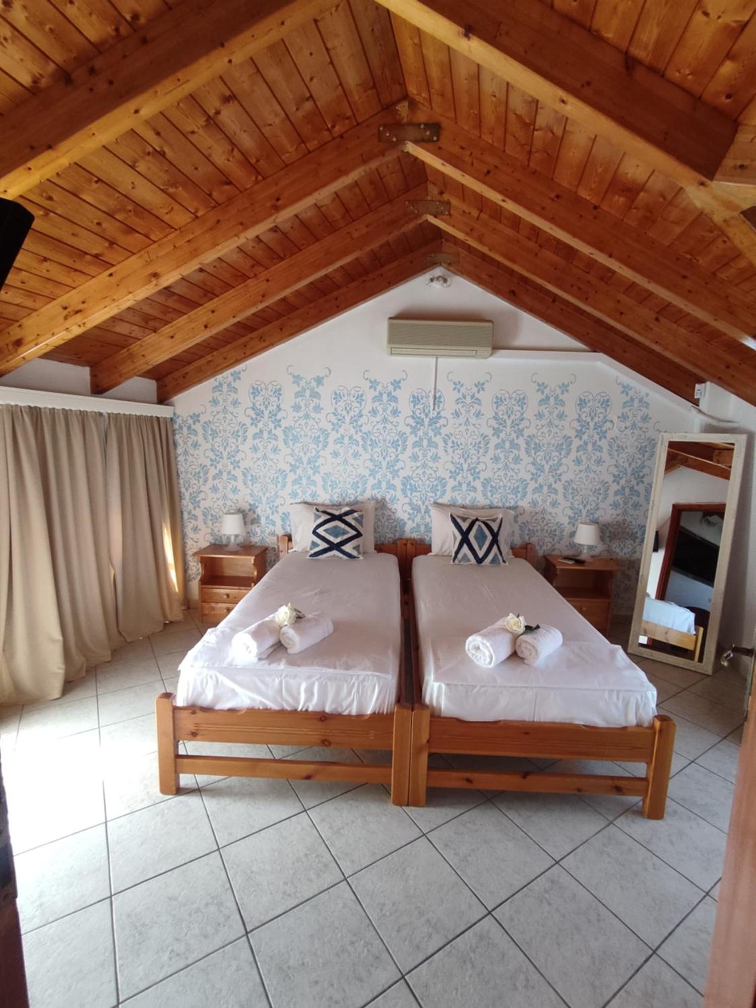 Villa Chloe Attic Agia Efimia Exterior foto